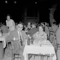 8. Γεύμα στην οικία τού Γεωργίου Παπανδρέου,1962 (φωτό Βασίλης & Αλέξανδρος Τσακιράκης)