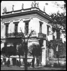 7. Μέγαρο Βουρλούμη (πρώην σπίτι τής οικογένειας Μόρφυ) στα Ψηλαλώνια. Κατεδαφίστηκε το 1969