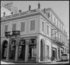 35. Η Pirelli στην Πλατεία Γεωργίου, στη διασταύρωσή της με τη Γεροκωστοπούλου, δεκαετία 1960